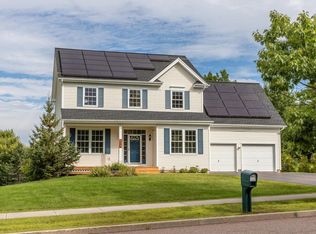 339 Chamberlin Ln, Williston, VT 05495