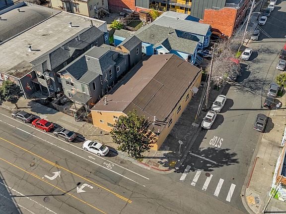 2nd image of 2325 Martin Luther King Jr Way