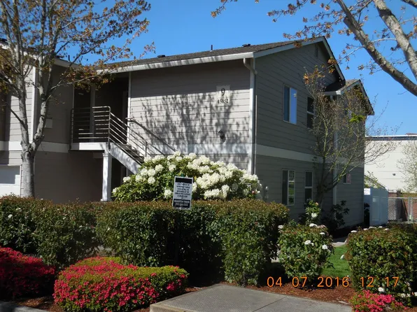 15052 NW Central Dr APT 908, Portland, OR 97229