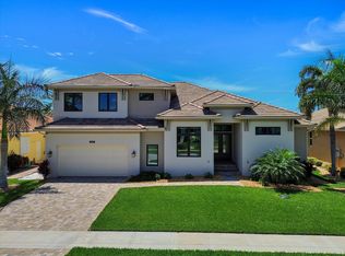 1065 Cottonwood Ct, Marco Island, FL 34145
