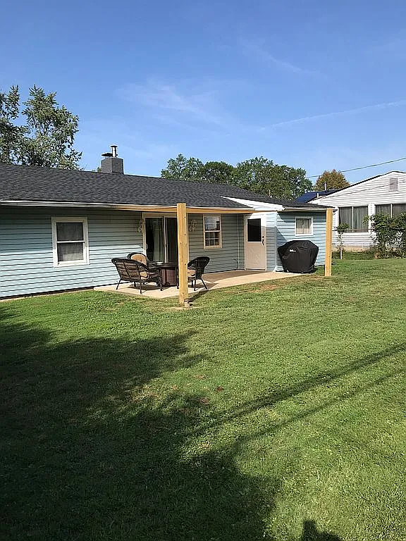 10 Gamewood Rd photo 1