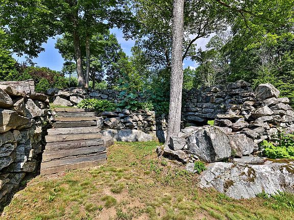 5th image of 3 Eldredge Road
