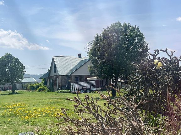 2nd image of 9295 NW Wolf Rd