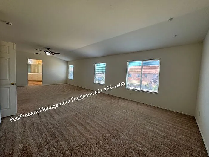6323 Catania Ct — Photo 21