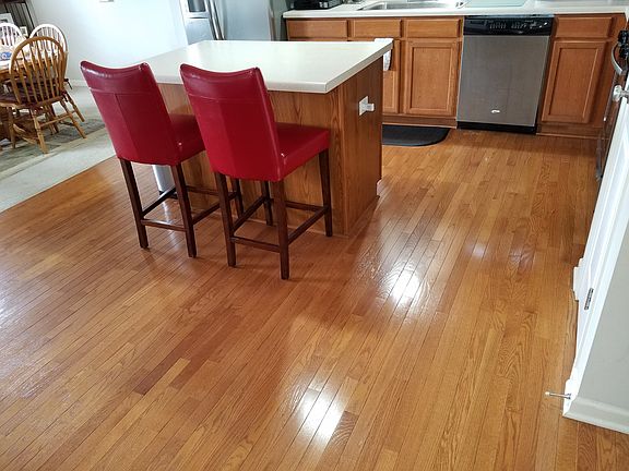 5th image of 5074 Breckenridge Dr