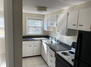 561 Essex Ave #E, Gloucester, MA 01930
