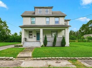 25 Russell Ave, Niles, OH 44446