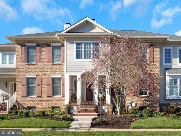 594 Gramercy Ln, Downingtown, PA 19335