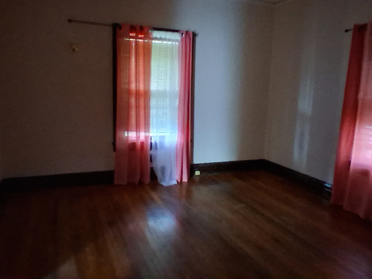 3 bed, 1479 sqft, $1,200 — Photo 4