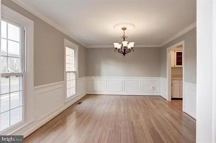 14213 Floral Park Dr — Photo 11