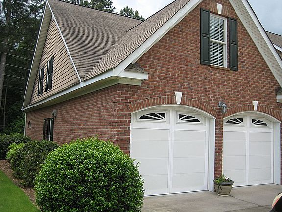 640 sf two car garage