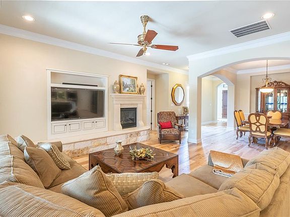 5th image of 306 Duffy Ln