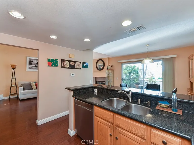 145 Stanford Ct #35 — Photo 11