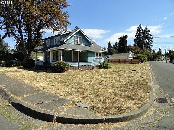 4th image of 679 W Union St