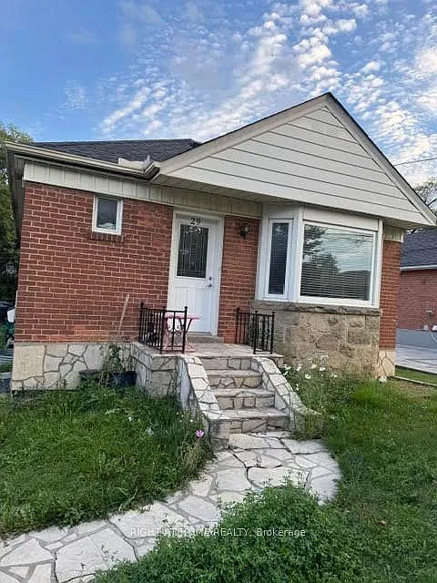 29 Kirby Rd #LOWER LEVEL