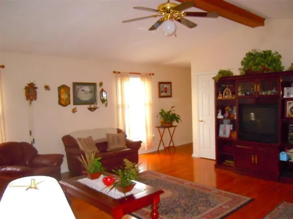 8900 Swigert Rd, Loveland, OH 45140