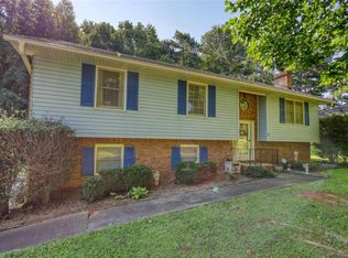 1022 Plantation Blvd SE, Conyers, GA 30094