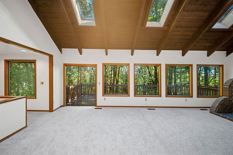 5th image of 9310 Waddell Creek Road SW
