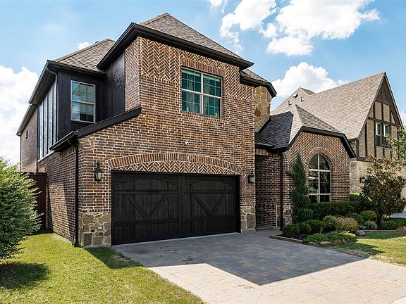 2nd image of 2909 Deansbrook Dr