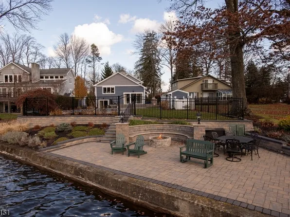 568 W Shore Trl, Sparta Twp., NJ 07871