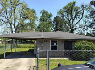 224 Maraist St, Saint Martinville, LA 70582