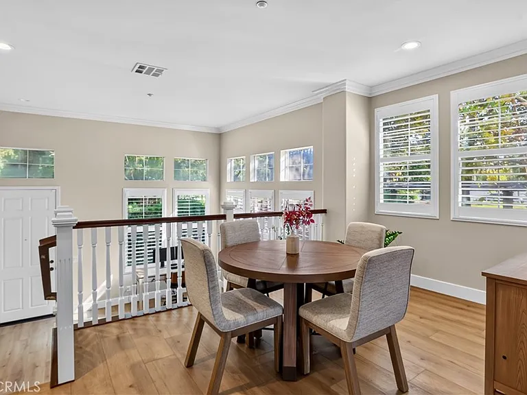 53 Sheridan Ln — Photo 9