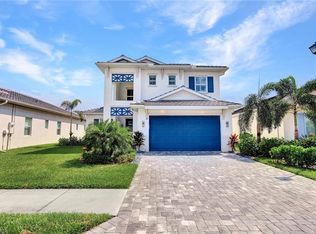 9074 Montserrat Dr, Naples, FL 34114