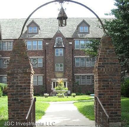 3rd image of 4817-4821 Chicago St #4817-4821