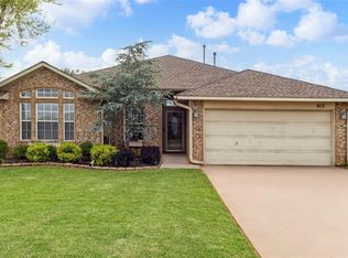 612 Eastview Dr, Yukon, OK 73099