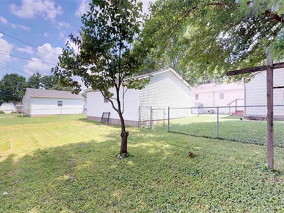 4th image of 7604 E Chandler Ave