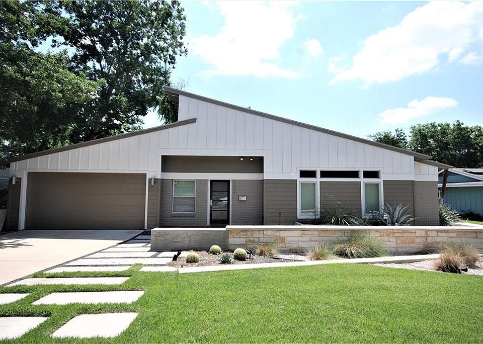 1st image of 2609 Oakhaven Dr