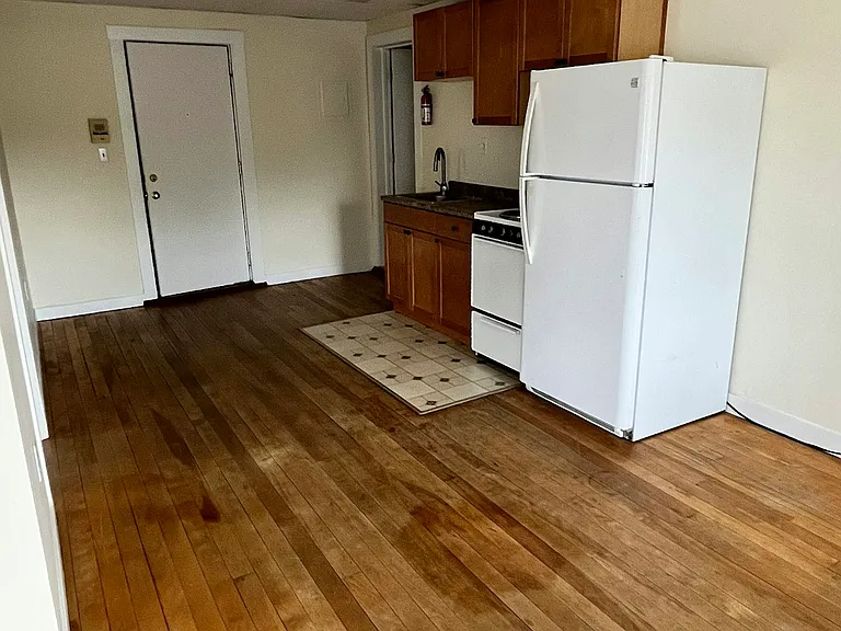 48 Main St #39 — Photo 5