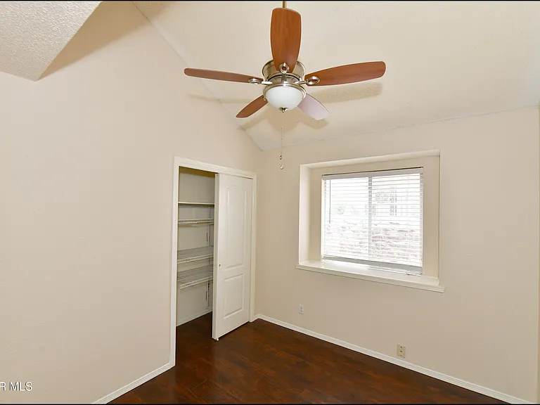 7737 Plaza Azul Rd — Photo 28