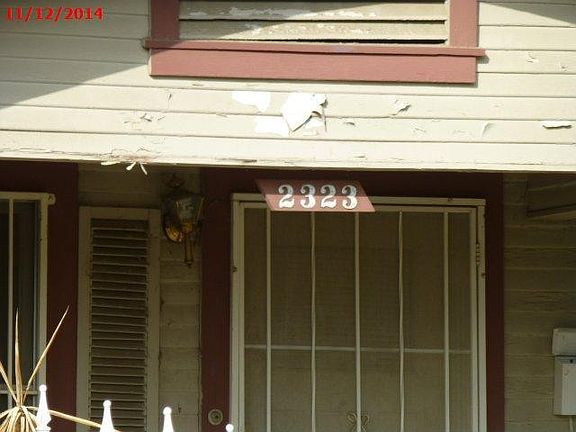2nd image of 2323 E Lamona Ave