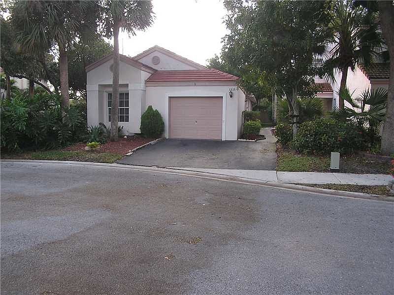 1st image of 1125 NW 111th Ave