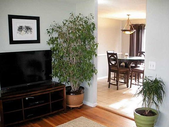3rd image of 80 Hazard Ave