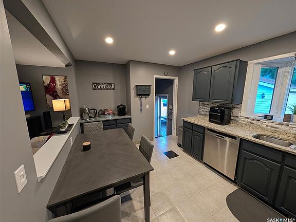 4th image of 4227 Castle ROAD