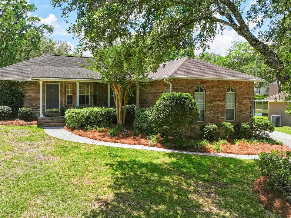 1st image of 2733 Newmarket Cir