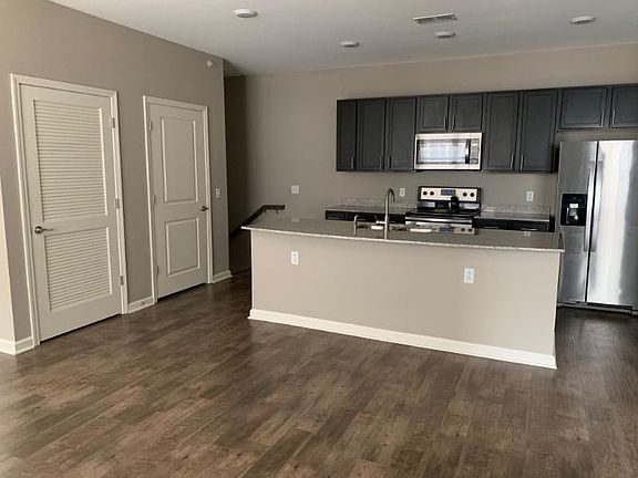 5th image of 1375 Park 33 Blvd APT 1311