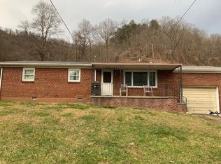 53 Crisp Ln, Martin, KY 41649