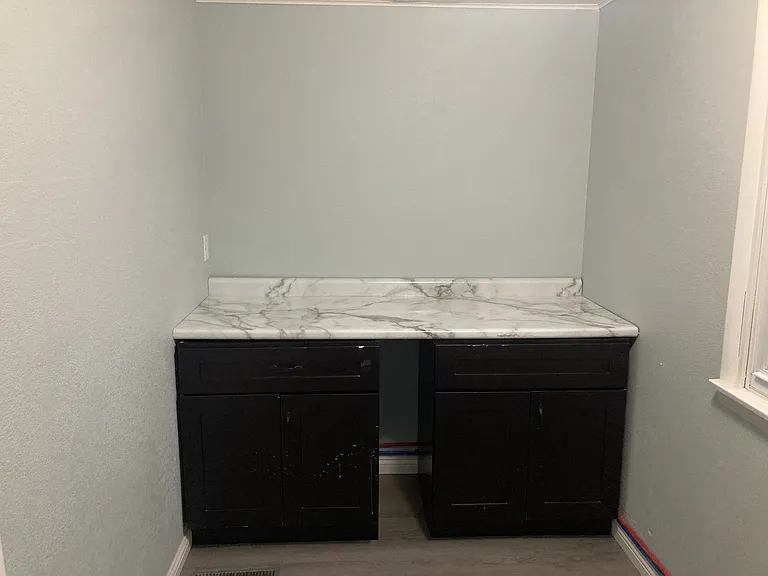 760 Eagle St — Photo 2