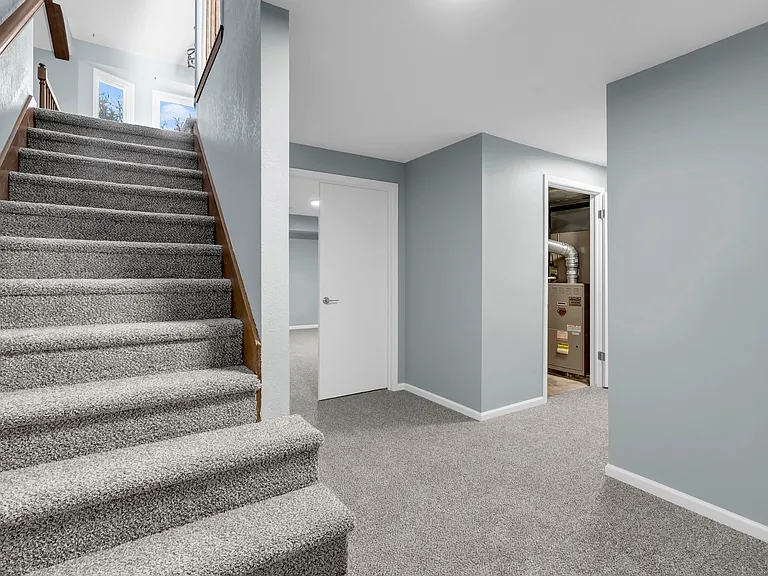14810 E Castle Dr — Photo 26