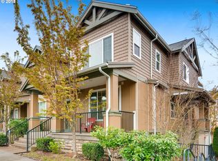 685 NW Falling Waters Ln UNIT 102, Portland, OR 97229