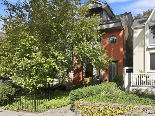 22 Cavell Ave, Toronto, ON M4K 1L6