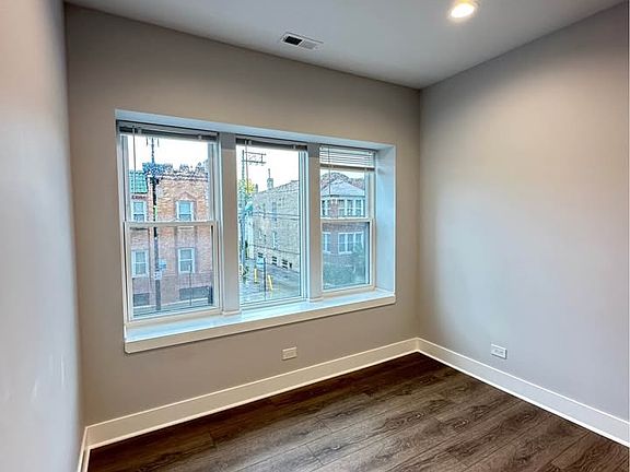 5th image of 4415 N Kimball Ave #3