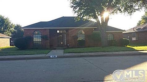 1st image of 716 Desoto Dr