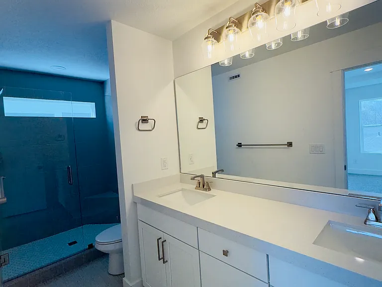 3483 S Perthshire Dr — Photo 6