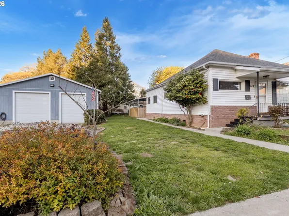 148 SE Houck Ave, Roseburg, OR 97470