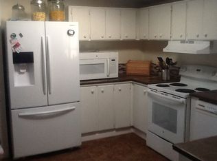 921 Piltz Rd, Pahrump, NV 89060