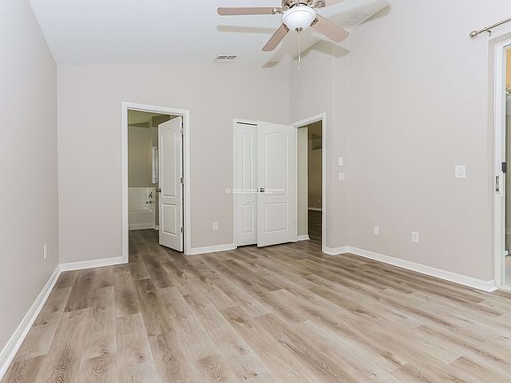 4th image of 30719 Midtown Ct